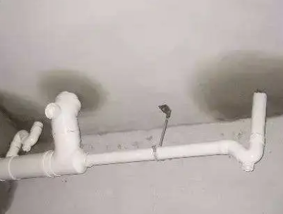 金秀卫生间测漏水的几种情景